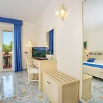 Otel Biodola 4*