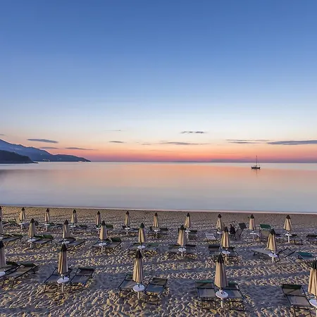 Ξενοδοχείο Biodola 4*